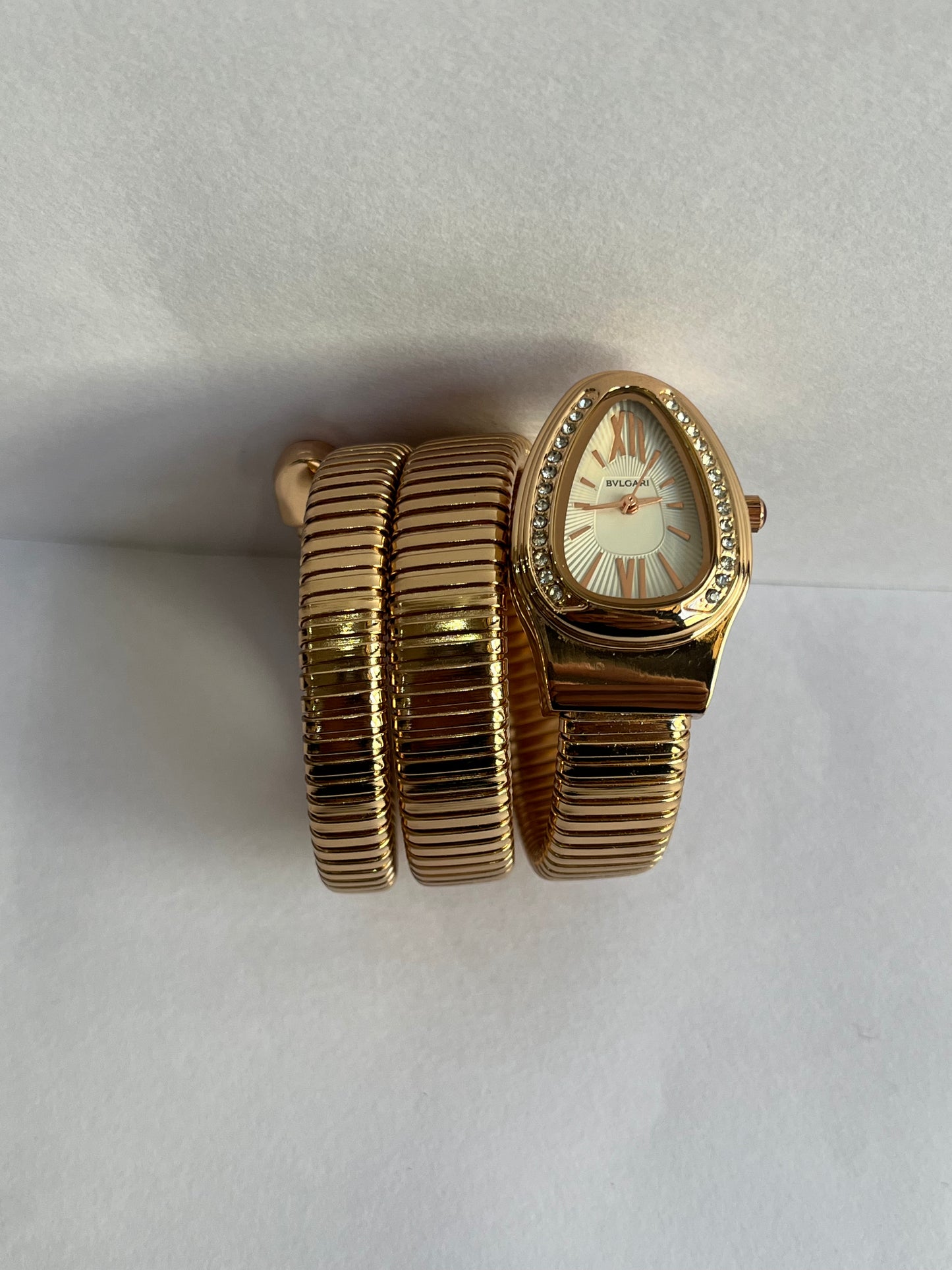 Ethereal Luxury Gold Oval Dial Bracelet Watch with Crystal Bezel