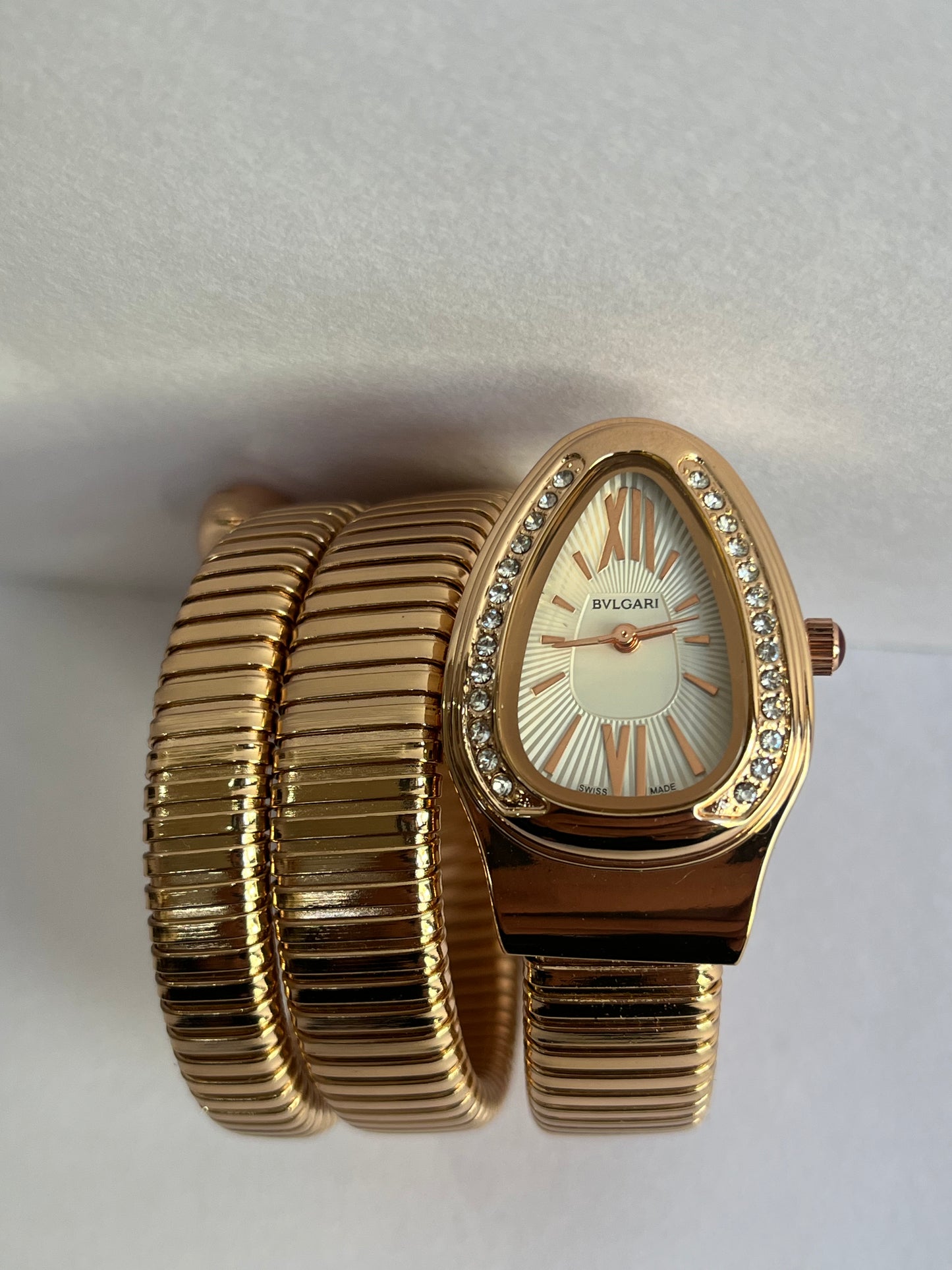 Ethereal Luxury Gold Oval Dial Bracelet Watch with Crystal Bezel