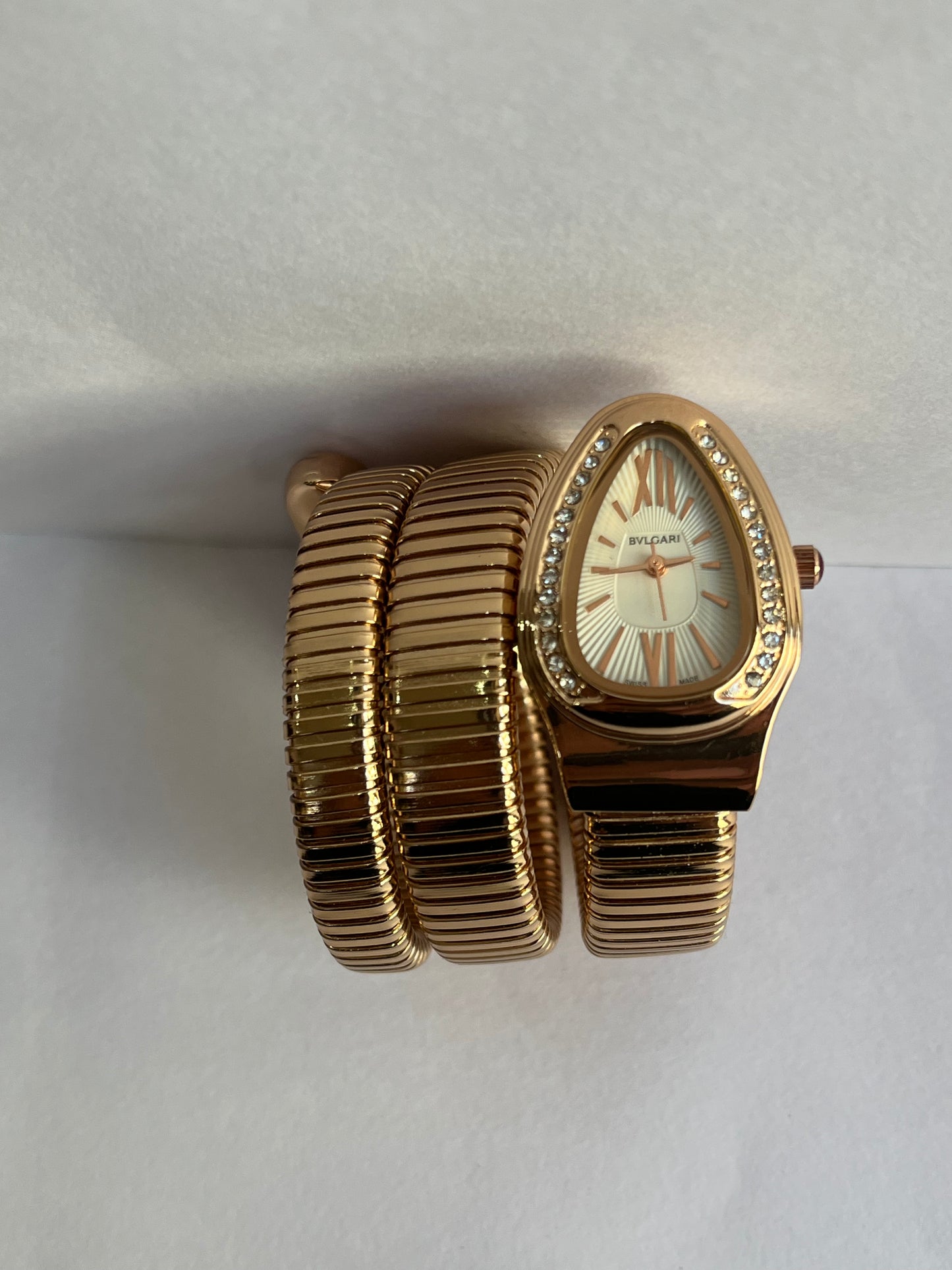 Ethereal Luxury Gold Oval Dial Bracelet Watch with Crystal Bezel